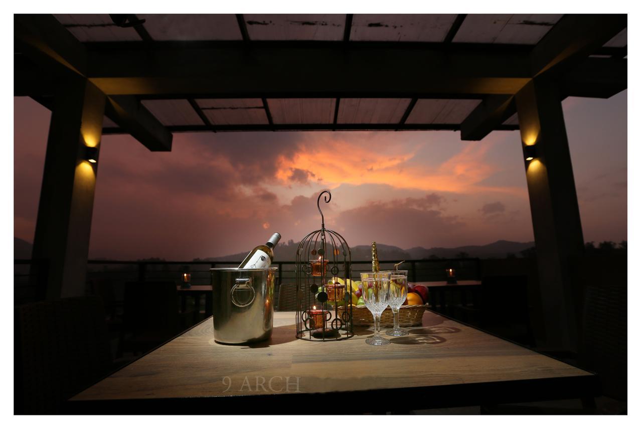9 Arch Hotel Bandarawela Ngoại thất bức ảnh